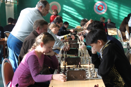 В Икряном состоялся заключительный этап Кубка области по молниеносным шахматам