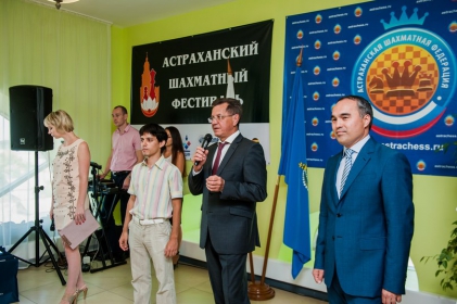 Губернатор Астраханской области А.А. Жилкин дал старт IX Астраханскому Шахматному Фестивалю